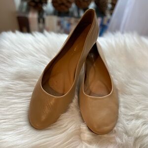 Antonio Melani leather flats